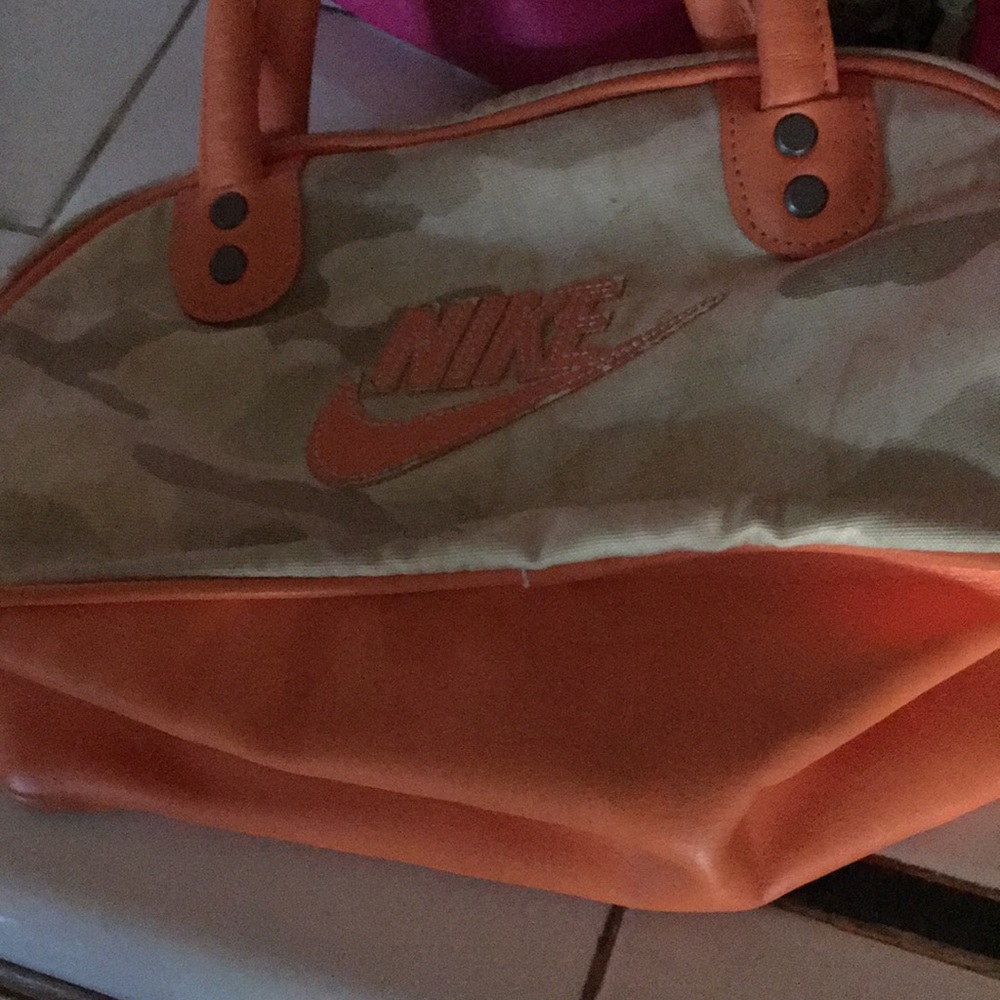 Small Nike purse